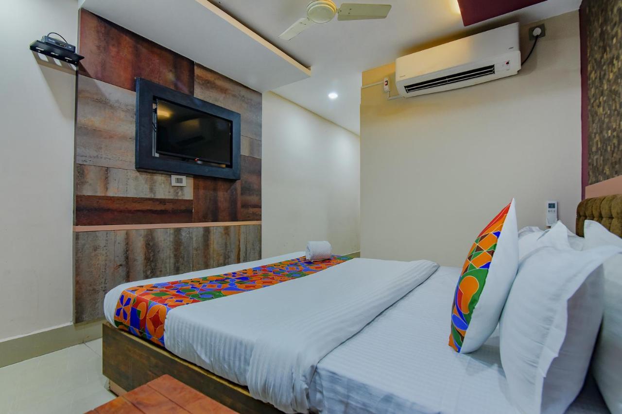 Fabhotel Middleton Desire - Nr Niladri Vihar Square Bhubaneswar Ngoại thất bức ảnh